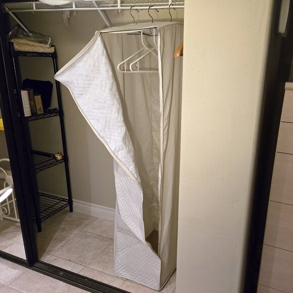 Hanging Closet Garment or Suit Wardrobe Dust-Free Zippered Fabric Storage Bag - Picture 4 of 5